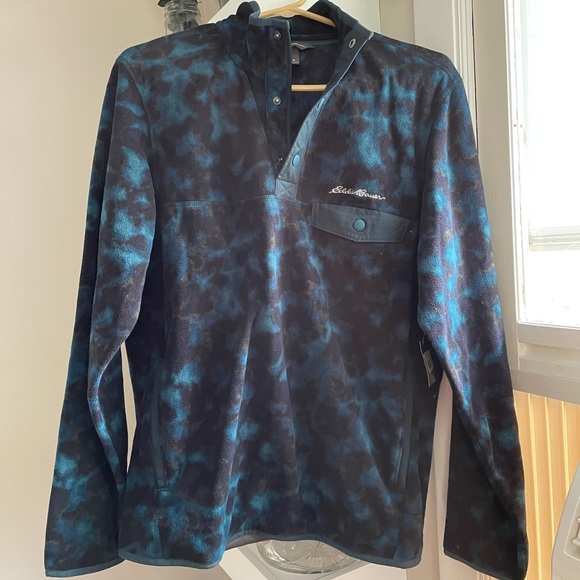 MM - NWT Eddie Bauer retro inspired snap fleece